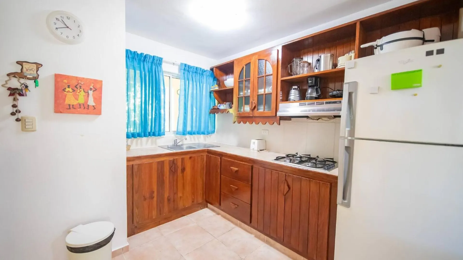 Room In Guest Room - 2Br Caribbean Condo In Cabarete Center 0*,  Доминиканская Республика