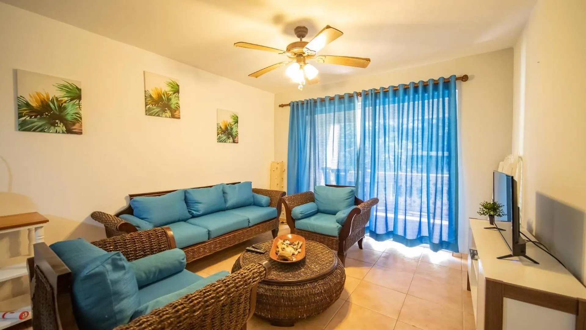 Room In Guest Room - 2Br Caribbean Condo In Cabarete Center Гостевой дом