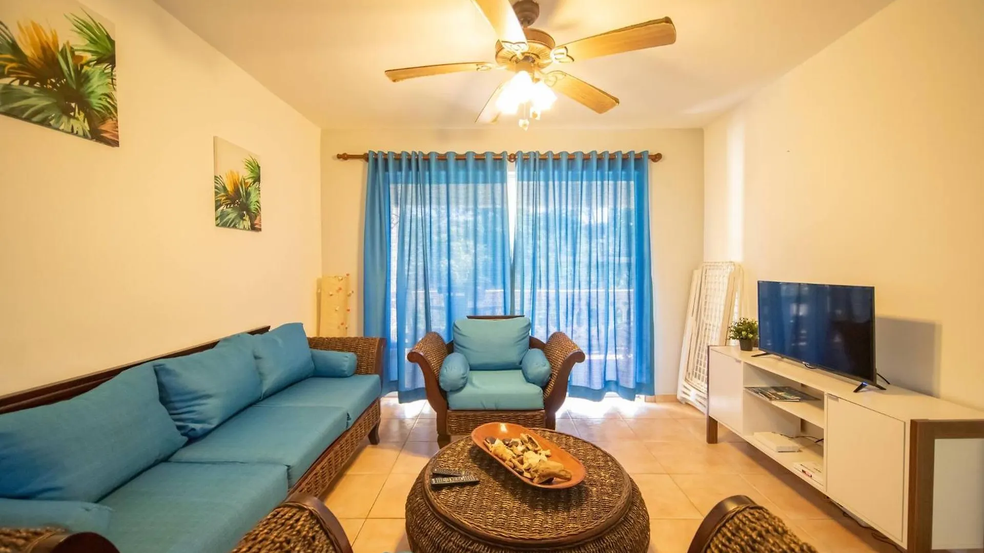 Room In Guest Room - 2Br Caribbean Condo In Cabarete Center