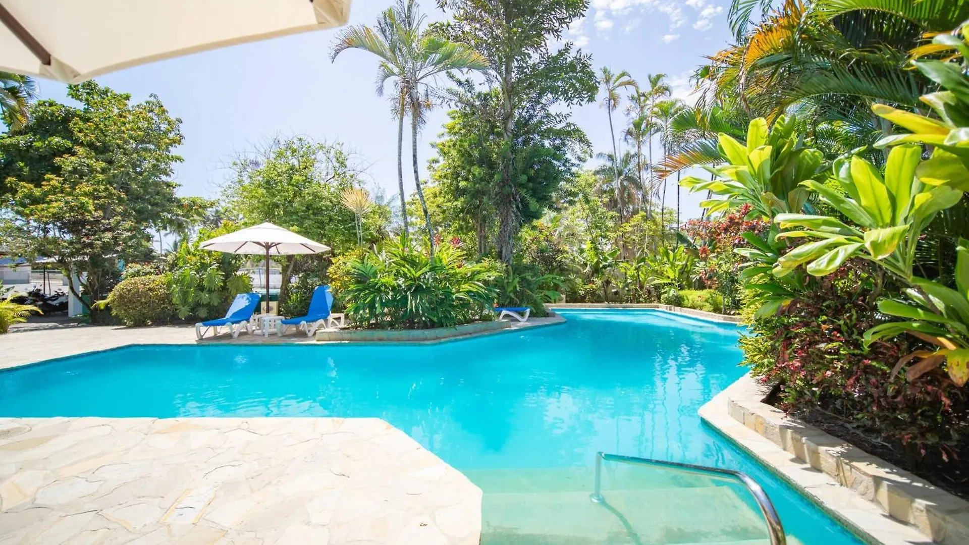 Гостевой дом Room In Guest Room - 2Br Caribbean Condo In Cabarete Center